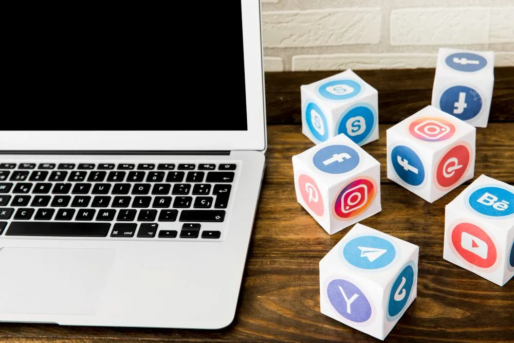 Cómo aprovechar el marketing estacional en redes sociales para atraer más pacientes Cómo aprovechar el marketing estacional en redes sociales para atraer más pacientes
